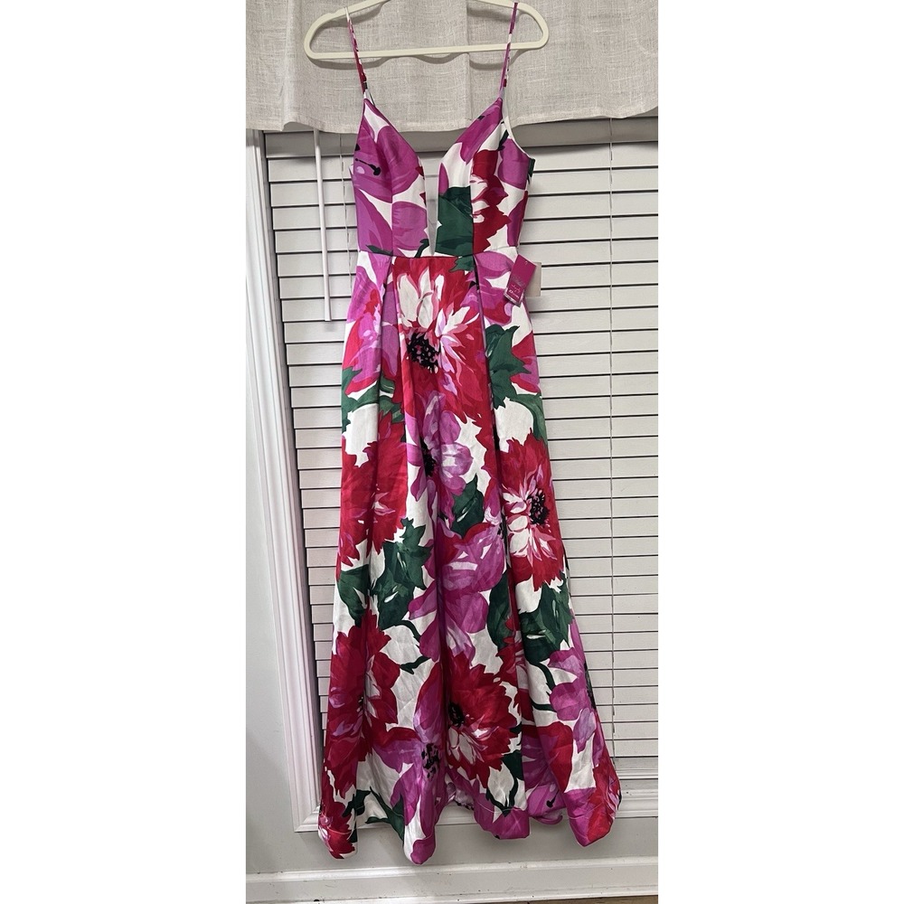 B. Smart Juniors Floral Maxi Gown White Pink Red V-Neck Ball Gown Size 7 NWT